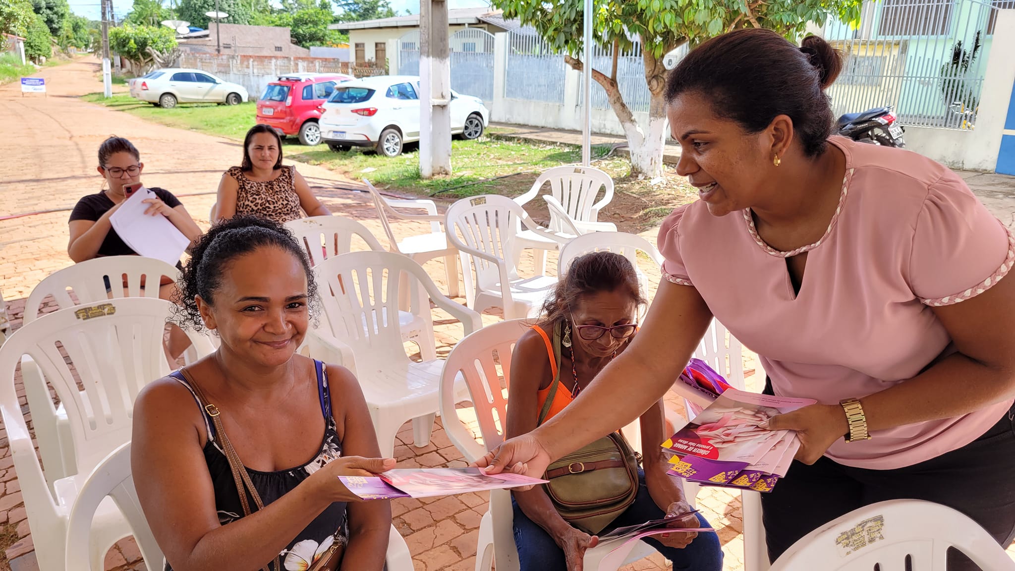 Carreta de Amor tem primeiro dia de atendimento ao público no Quinari.